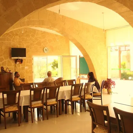 Asut Maison d'hôtes Komi Kebir